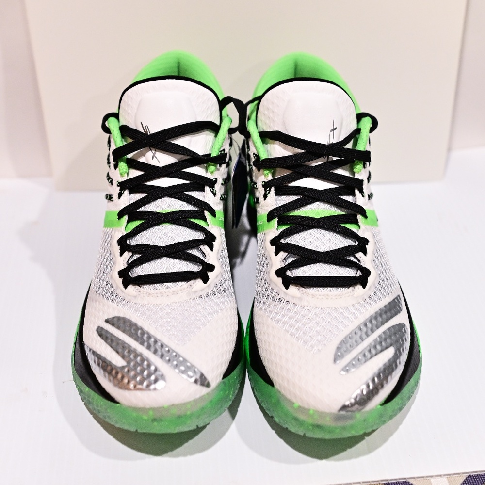 Skechers Basketball SKX Reign Basketball Shoes (253020) Men’s Size 9.5